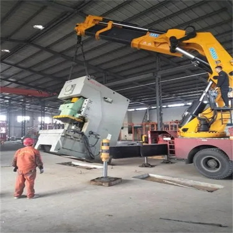 中原镇80吨折臂吊车出租附近电话